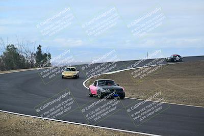 media/Jan-26-2025-CalClub SCCA (Sun) [[cfcea7df88]]/Group 1/Race/